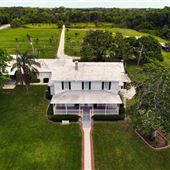Field Manor