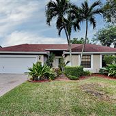 Beautiful 3 Bedroom, 2 Bathroom Home