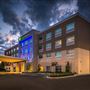 Holiday Inn & Suites Wesley Chapel