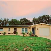 Sarasota Home close to restaurants and beach