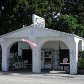 Bait Shop on US 441 in Canal Point